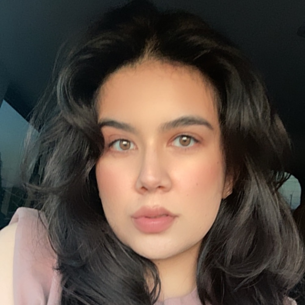 Meet your Posher, Milena